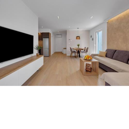 Apartman Roza, prekrasni novi apartman s parkingom