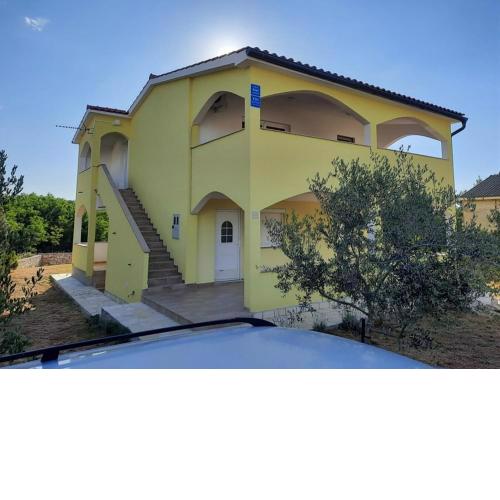 Apartman Tin