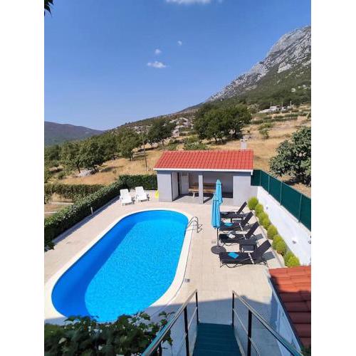 Apartman Toni, Gata