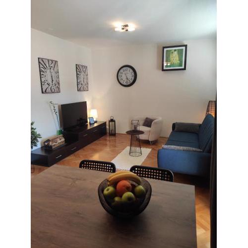 Apartman Ura