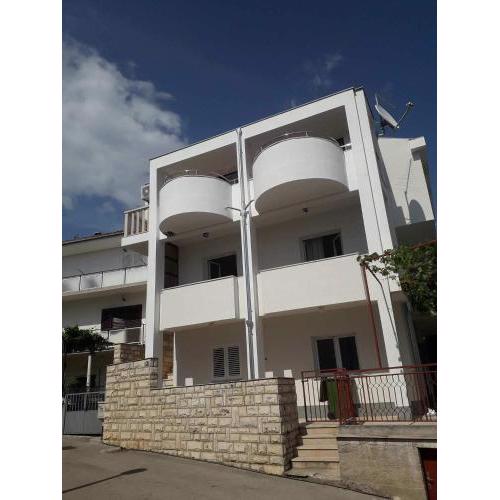 Apartmani "Alenka"