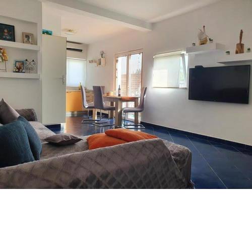 Apartmani Ankica Dekovići bb