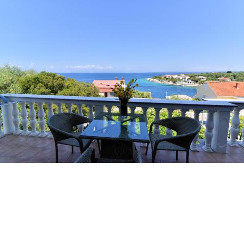 Apartmani Badurina - Crnika