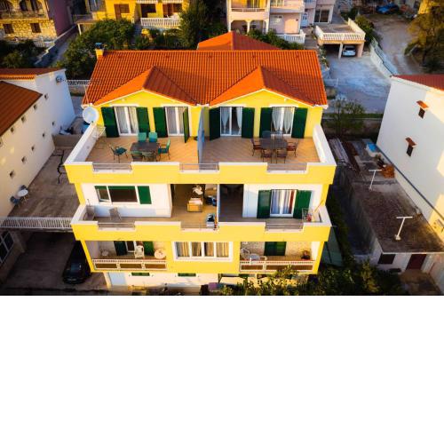 Apartmani Bare i Danica