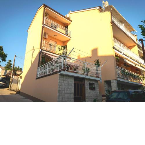 Apartmani Crikvenica 30091 - Mandekic