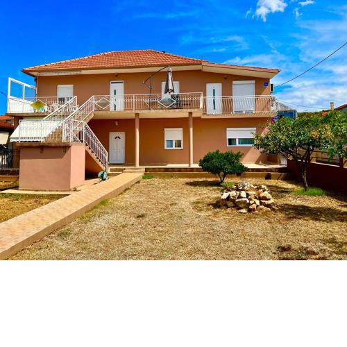 Apartmani Dubravka