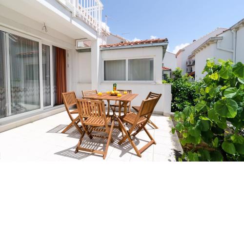 Apartmani Farac - Dalmatinska 32
