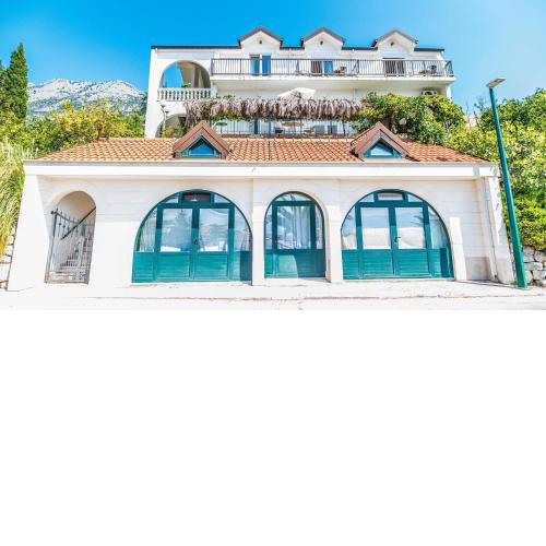 Apartmani Gradac