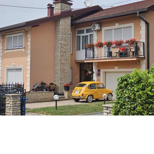 Apartmani i Sobe Kočiš