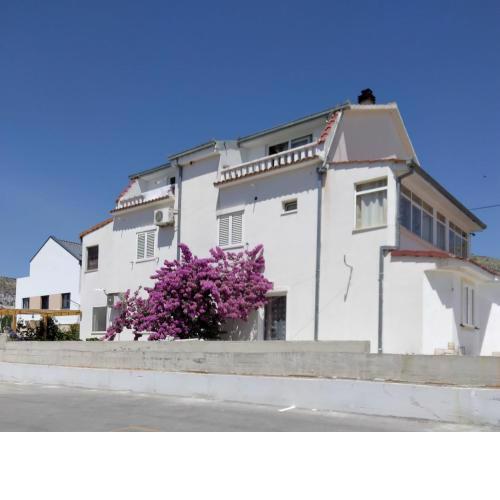 Apartmani Laštro