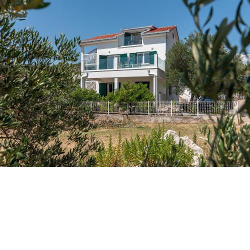 Apartmani Lejla