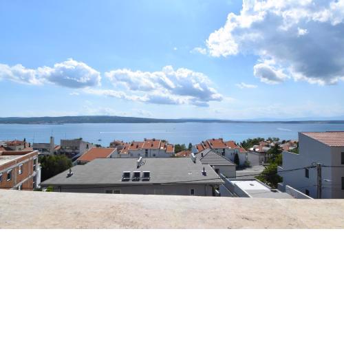 Apartmani Maja