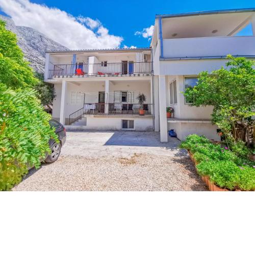 Apartmani Marina