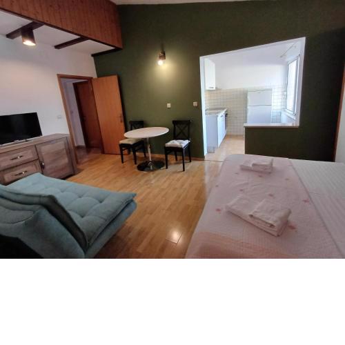 Apartmani Miki