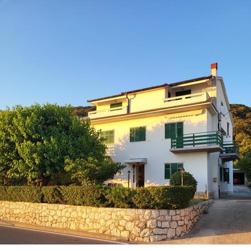 Apartmani Mira