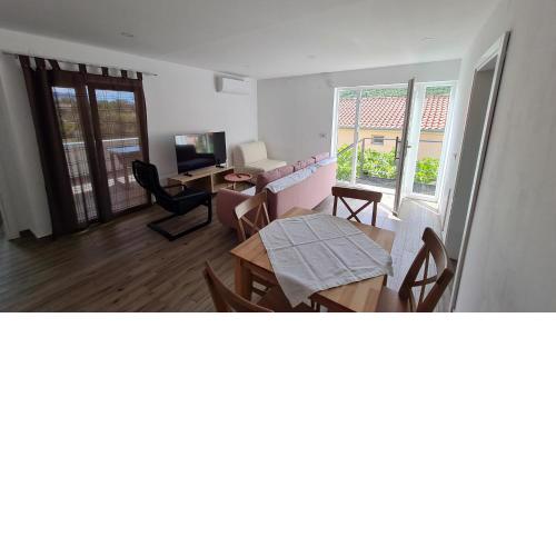 Apartmani Mlinar - One bedroom apartment with seaview