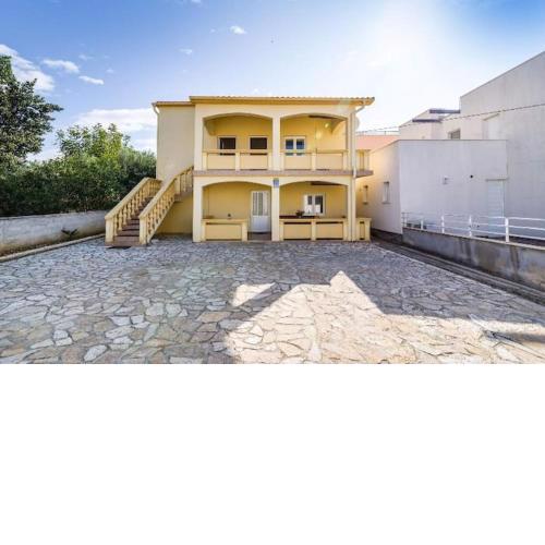 Apartmani Perinić