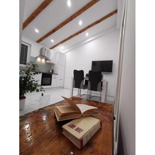 Apartmani Pina 2