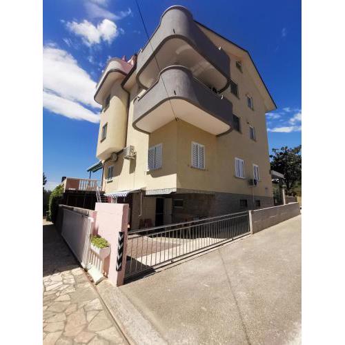 Apartmani Ruža