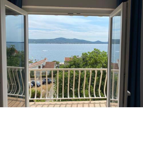 Apartmani Solis
