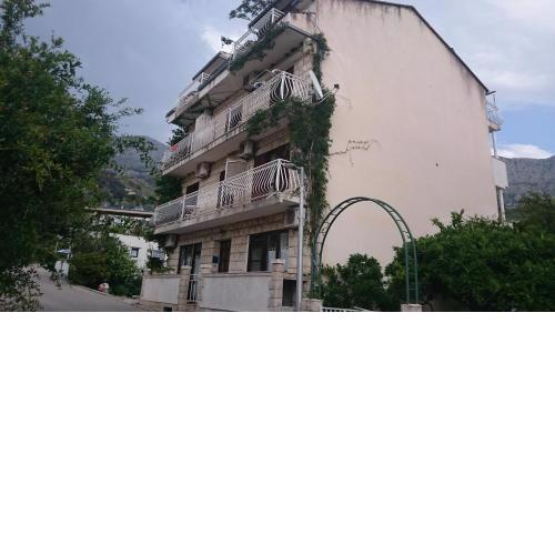 Apartmani Tina