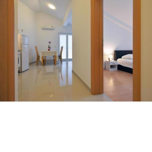 Apartmani Vedrana, Murter