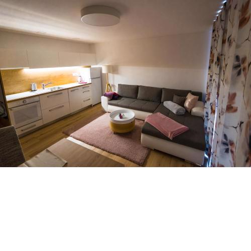 Apartmány EMA a PETER