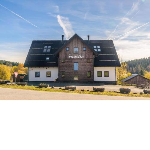 Apartmány Faustin