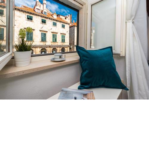 Apartment 4 You