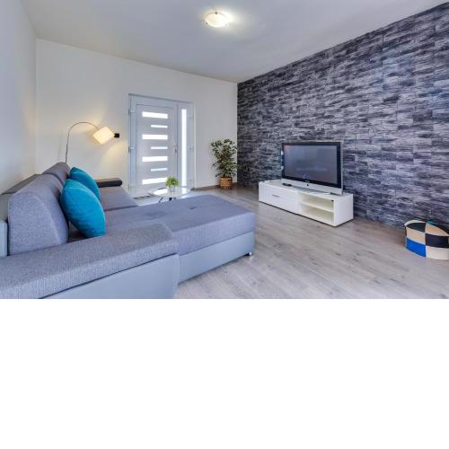 Apartment A & J