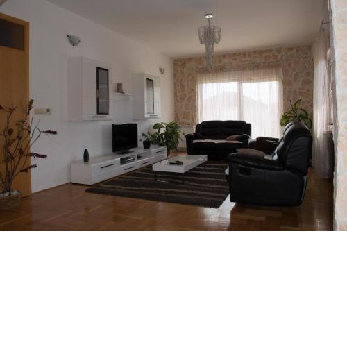 Apartment Adriana
