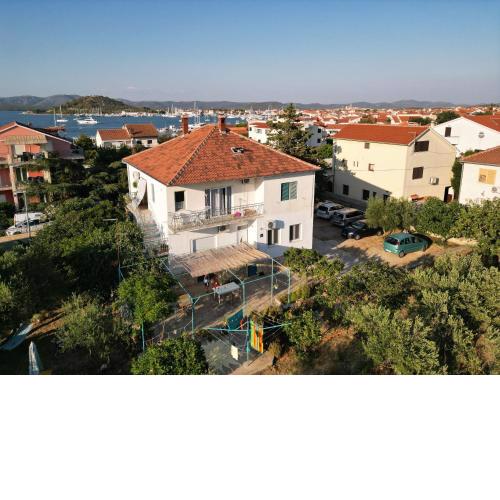 Apartment Alenka
