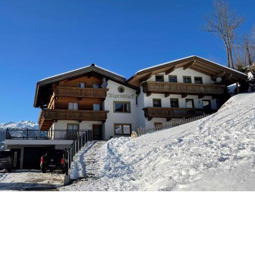 Apartment Alpenblick by Interhome