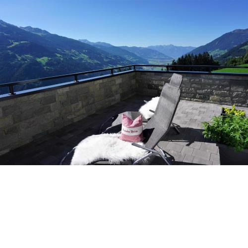 Apartment Alpenstyle by Katharina