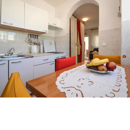 Apartment Amadea-2 by Interhome