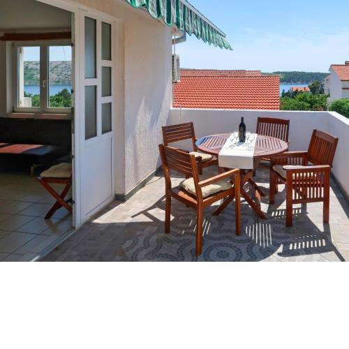 Apartment Andrea-1 by Interhome