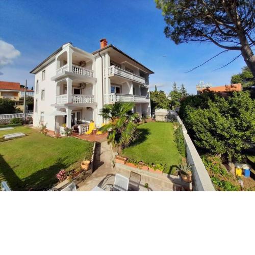 Apartment Anna °3 close to the centre of Krk