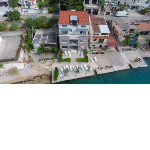 Apartment Antun - Adriatic coast retreat