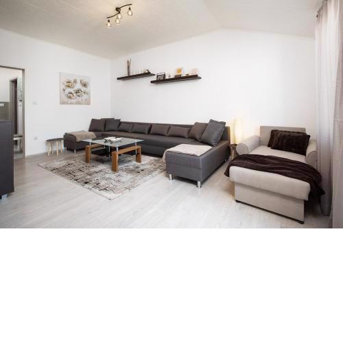 Apartment Aston Pula