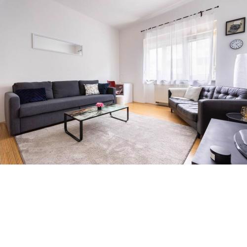 Apartment Banana