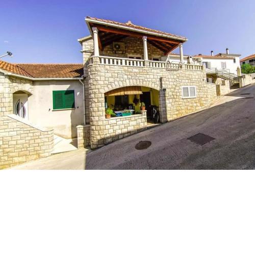 Apartment Barb - 30 m from the sea