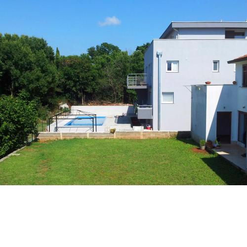 Apartment Barbara-1 by Interhome