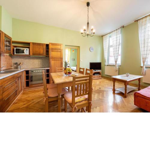Apartment Base Camp 2