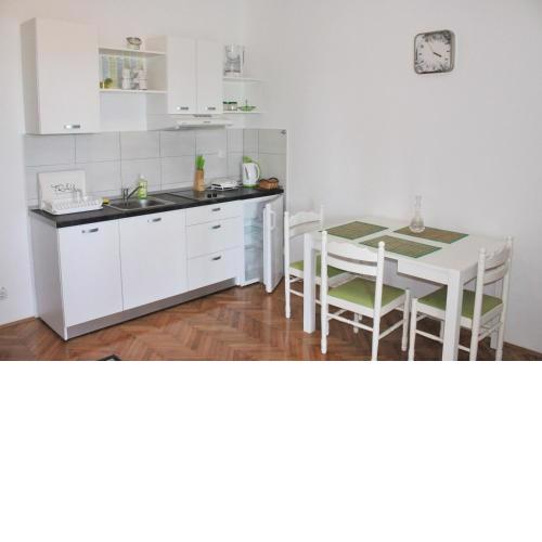 Apartment Bile