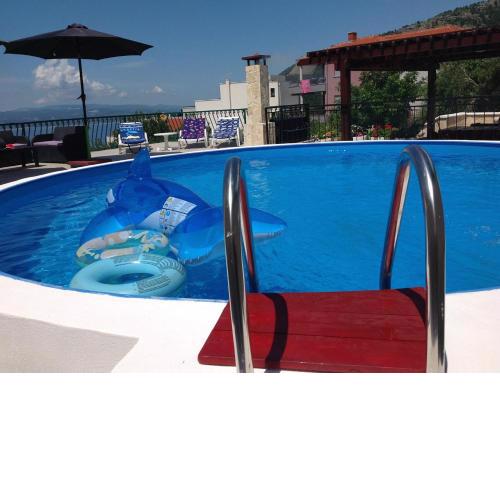 Apartment Blue Eye with private pool