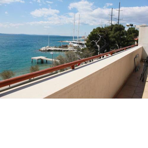 Apartment Blue Sea