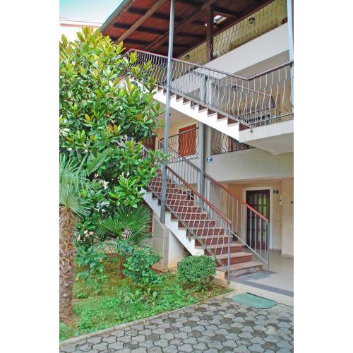 Apartment Branko with free parking