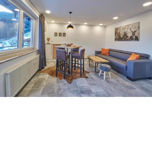 Apartment Center