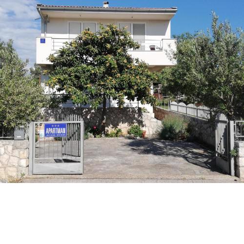 Apartment Dario