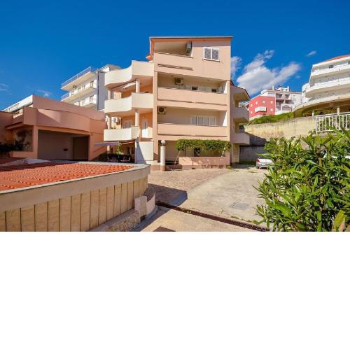 Apartment Darko